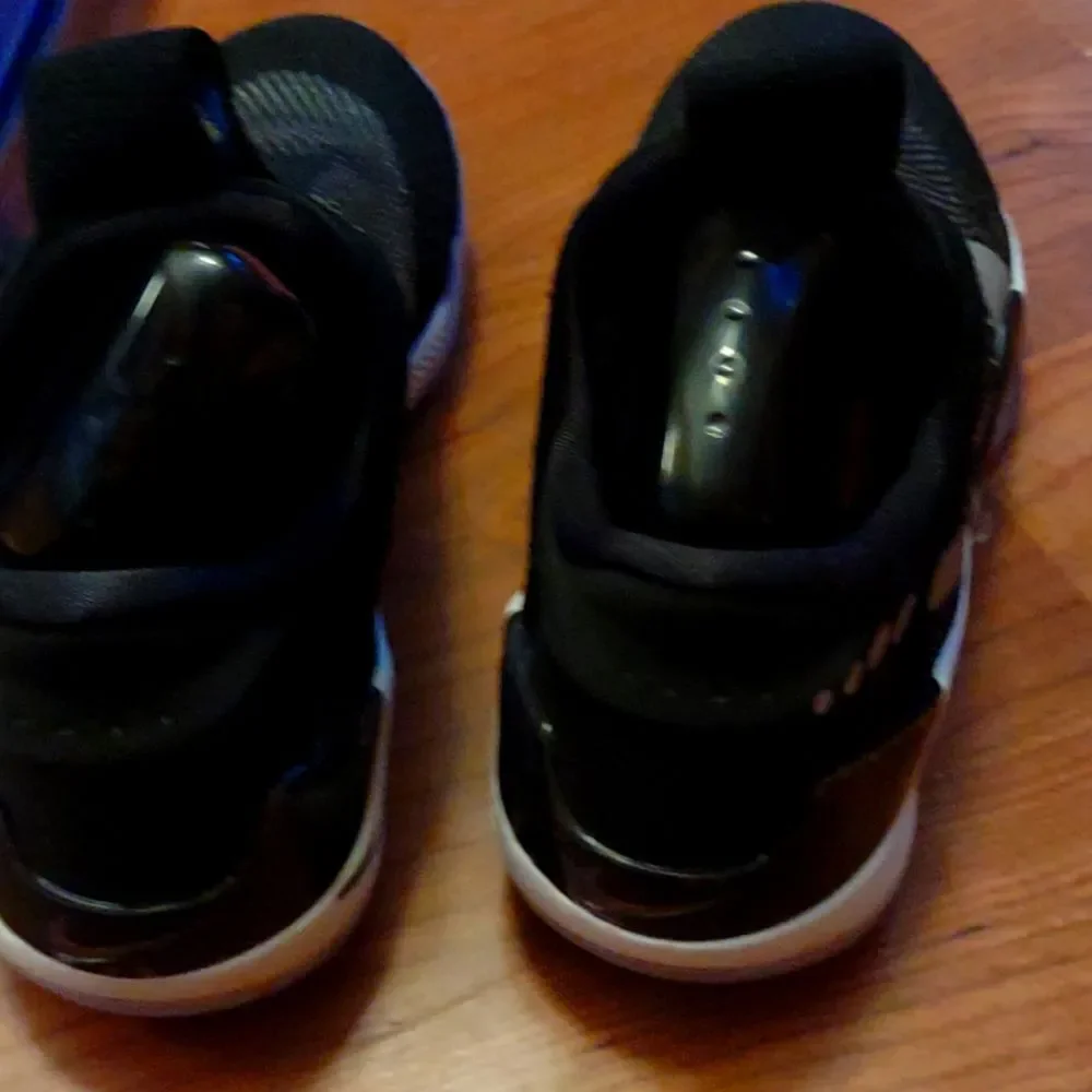 Nike adapt bb